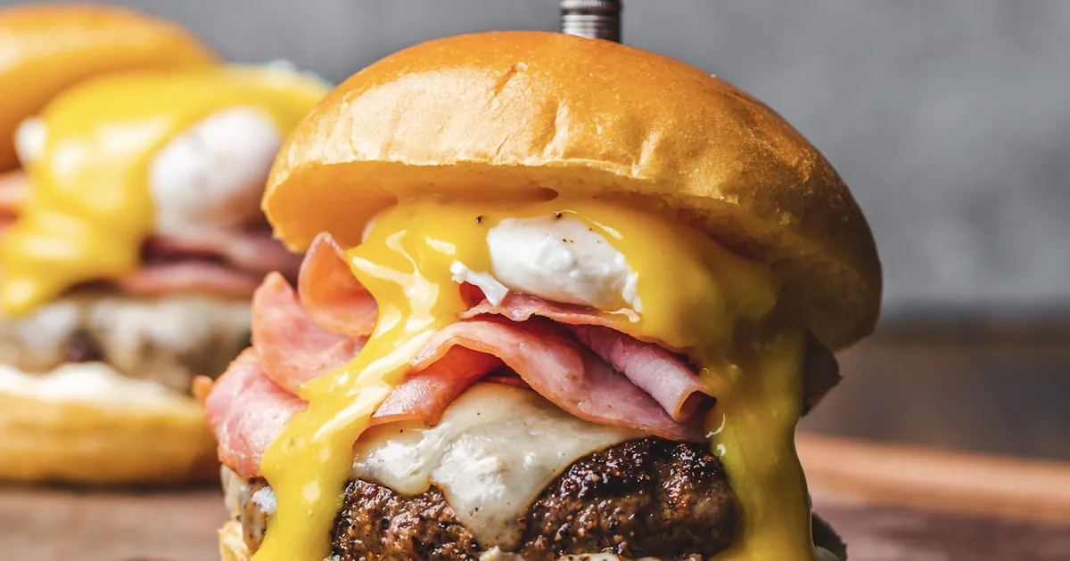 Ciclo Mestruale e Fame: Perche in Alcuni Giorni Mangi di Piu